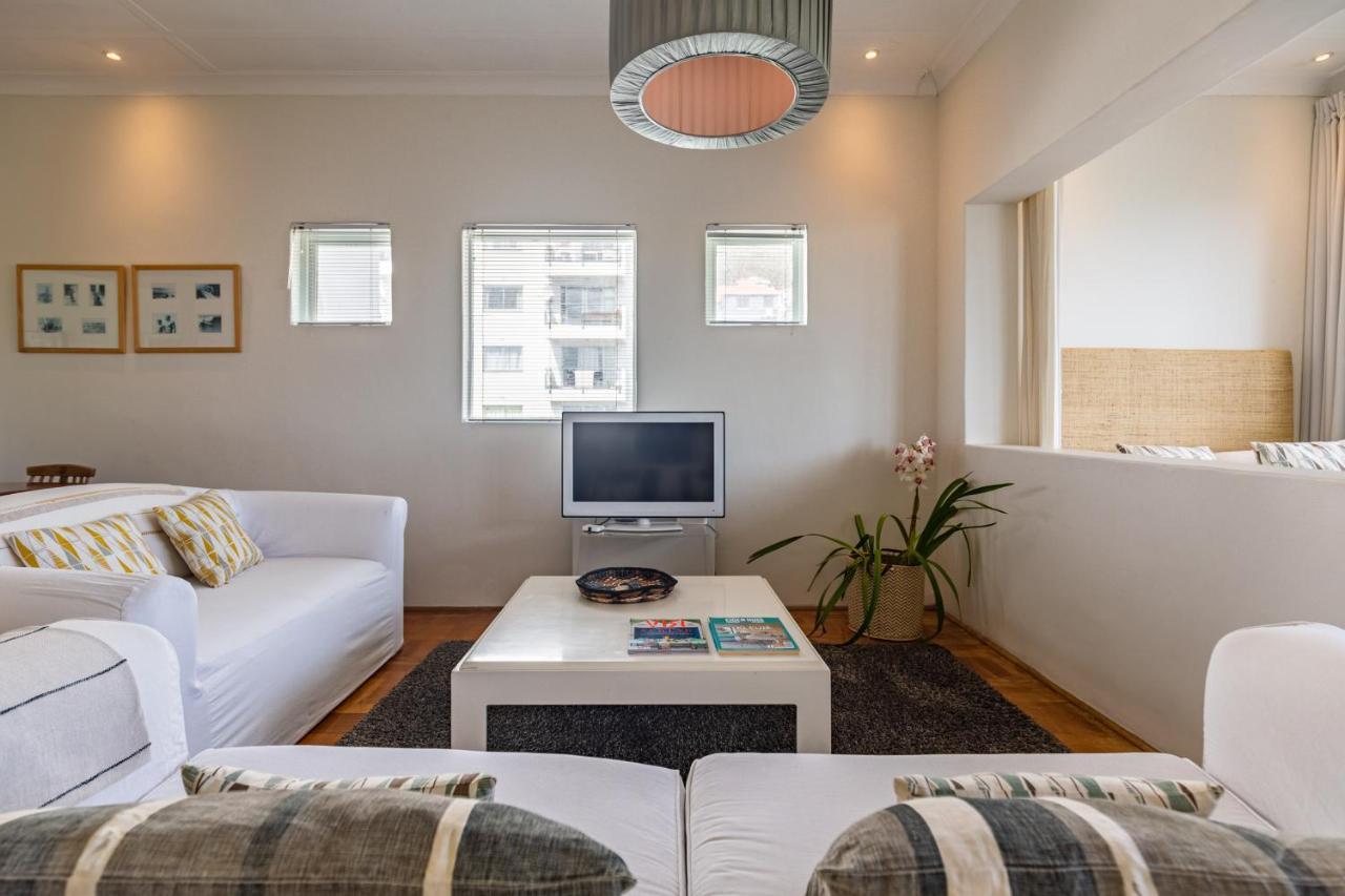 Portswood Mews - Chic White Studio Apartment Green Point Ciudad del Cabo Exterior foto