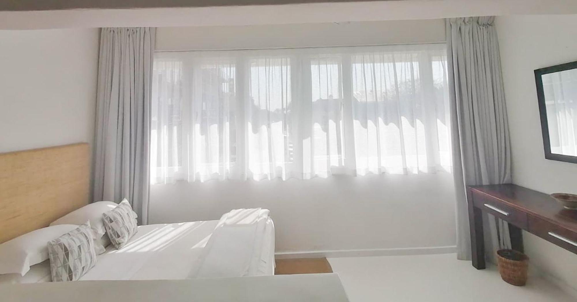Portswood Mews - Chic White Studio Apartment Green Point Ciudad del Cabo Exterior foto